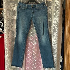 American Eagle women’s jeans sz 8 low rise, straight leg